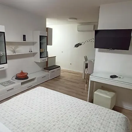 Apartma Vas